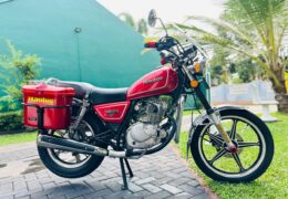 Suzuki GN 125 Review