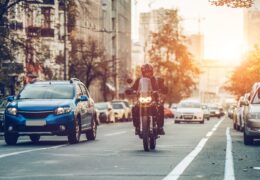 Riding in the City: The Do’s and Don’ts