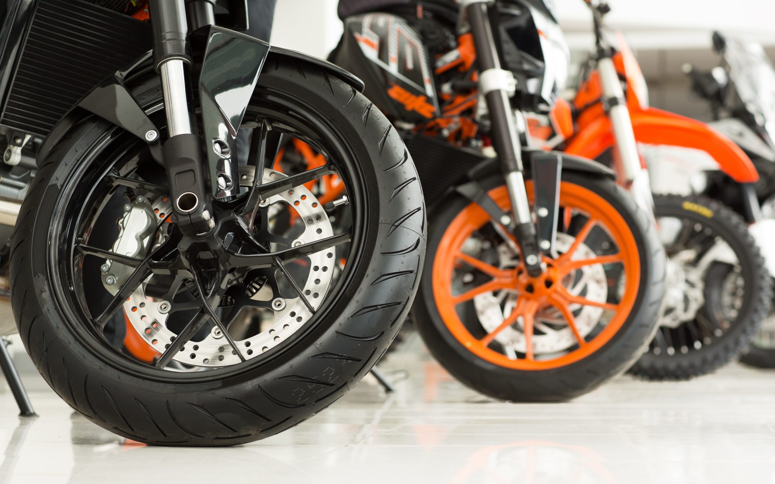 Understanding Motorcycle Tire Types: Choose What Suits Your Ride