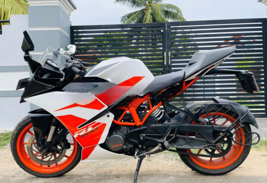 KTM RC 200