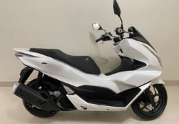 Honda PCX 125 Review