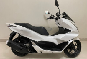 Honda PCX 125 Review