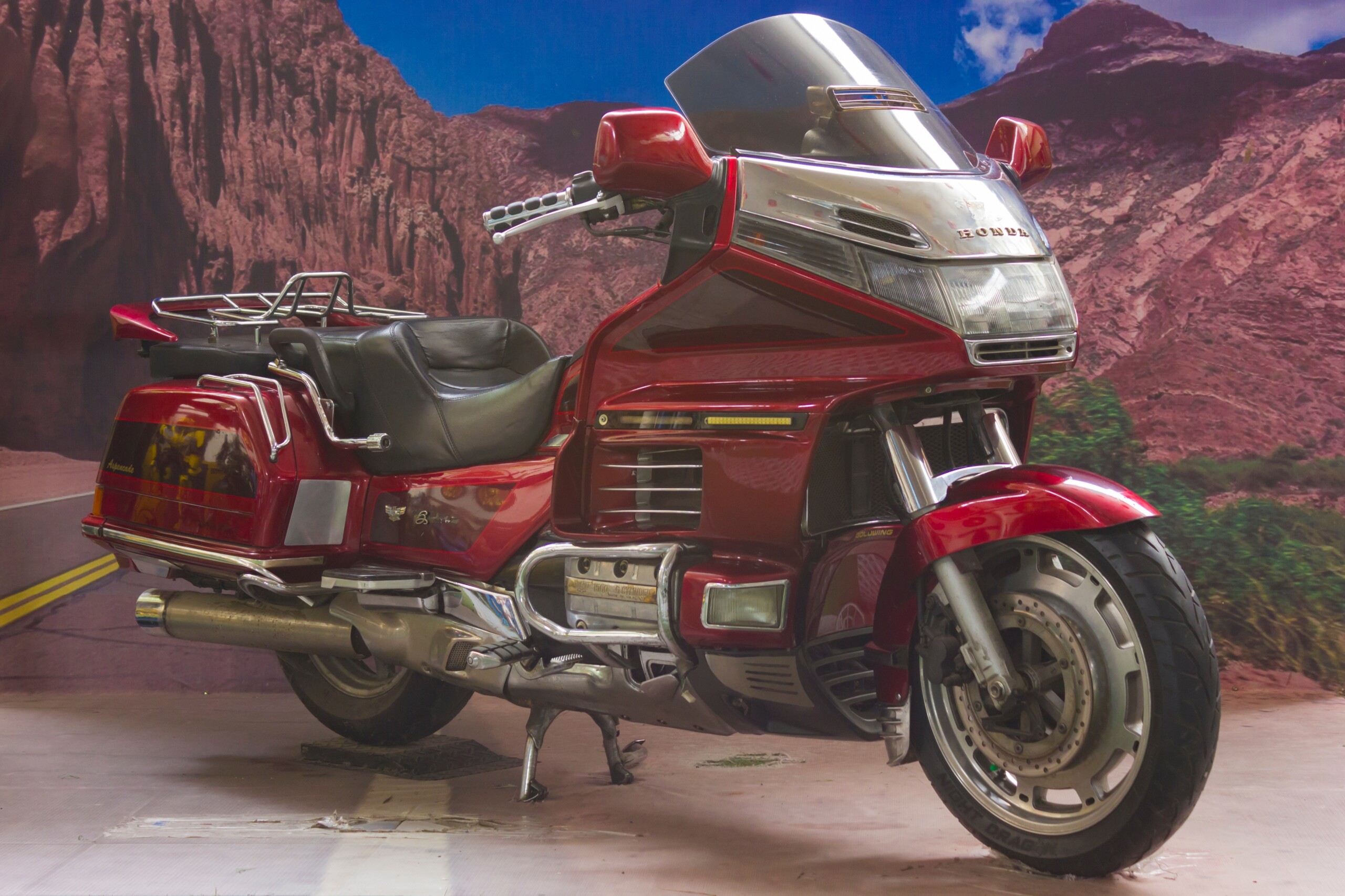 Honda Goldwing: The Ultimate Highway Cruiser